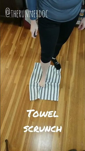 How To Do: Towel Scrunches for Runners Foot Strength