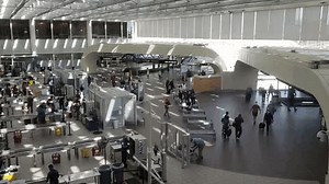 ✈️| As summer approaches, the airport is set to get busier once again. One way to beat the queues is to book our FastTrack security service. Here are some fast facts about FastTrack! • Open from 4AM to 6PM • Children under two go free • Flexible so you can arrive up to an hour before or after your booking For more info, you can read our latest blog: https://fal.cn/3p0l2 | Edinburgh Airport