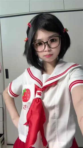 我就这样萌萌的出现！#蒸汽少女世界上最好的店家！@蒸汽少女