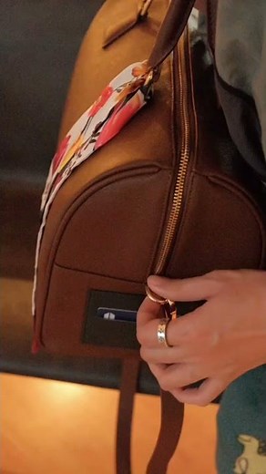 Unboxing BTS V’s self-designed merch- MUTE BOSTON BAG from the Artist Made Collection by BTS