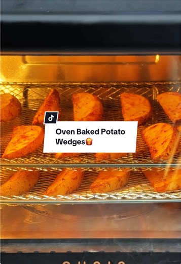Crispy fries without the guilt or the extra appliance. ✨ This oven’s air fry mode is a game-changer! #potatowedges #airfryerrecipes #oven #ounin