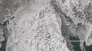 BRRR…! The northeast looks even colder from space! Full story >> http://wfla.com/2018/01/10/nasa-spots-frozen-northeast-from-space/ | WFLA News Channel 8