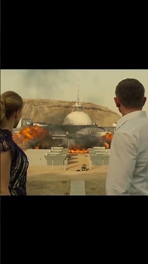 BIGGEST explosion in film history EVER! (SPECTRE)