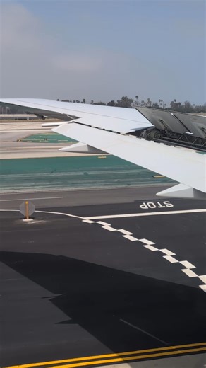 Delta 767-400 Sounds #aviation#boeing#spoiler#airplane#engine#airport#plane#b767#aviationlovers