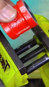 426K views · 2.9K reactions | DIY Pipe Threader From Banded Coupling #pipefitting #shorts | Toolstour | Facebook