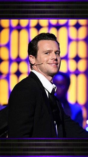 #JonathanGroff & #JustInTime perform “Mack the Knife”! #FallonTonight | The Tonight Show Starring Jimmy Fallon