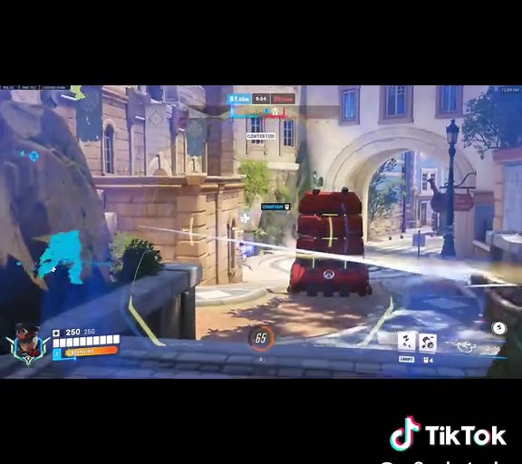 Overwatch players need to start punishing tracers #educational #overwatch2 #overwatch #gaming #gamer