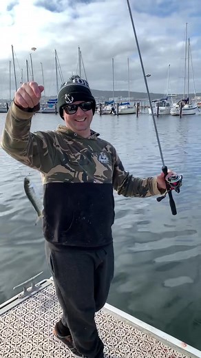 Catching fish is easy. #fish #easy #dontquityourdaydream #fishinglife