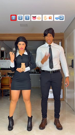 434K views · 1.6K reactions | Ela não tinha sorriso, mas tinha o molejo . Apollo Sant​⁠ #dance #wandinha #tutorial | Mayca Brasil | Facebook