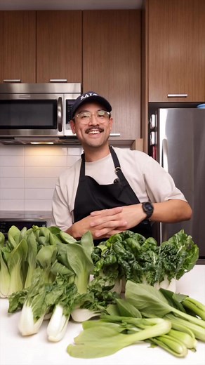 BOK CHOY 101! [👇🏼RECIPE] Such an under-utilized Asian veggie that doesn’t get much recognition. I love this vegetable, but there are so many questions around it. How to clean it? How to cook it? What is it? Hopefully this helps you out a bit. Let me know how you cook your bok choy! Sautéed Bok Choy: -bok choy -sliced garlic -neutral oil -salt -chicken powder Bok Choy Rice: - 1-2 tbsp ginger, minced - 1 scallion, minced - 1 shallot, minced - 2 cloves garlic, minced - 4 baby bok choy, finely cho