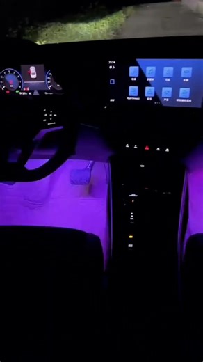 Découvrez le Kit LED Intérieur 4 pcs avec Télécommande – ambiance personnalisée pour votre voiture : Cliquez ici pour commander  https://tribezishop.com/products/4piece-car-in-led-remote-gb | Tribezishop | Facebook