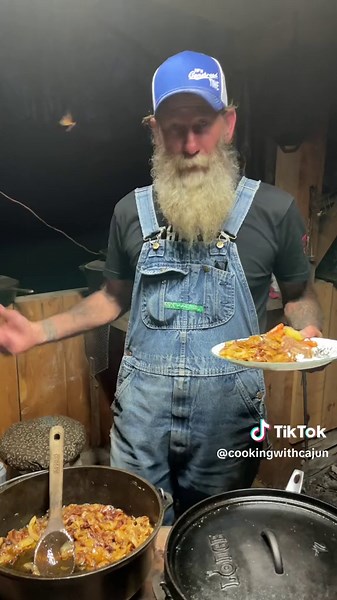 Cajun Cooking: Beef Stew, Smothered Cabbage, and Cornbread Recipe