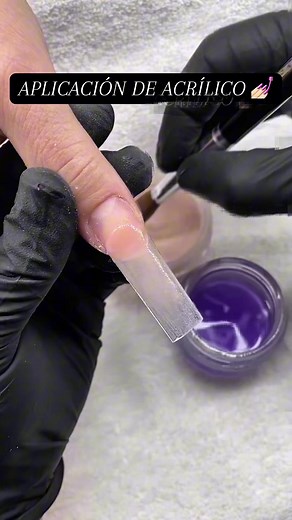 Aplicación de Acrílico en Uñas: Paso a Paso