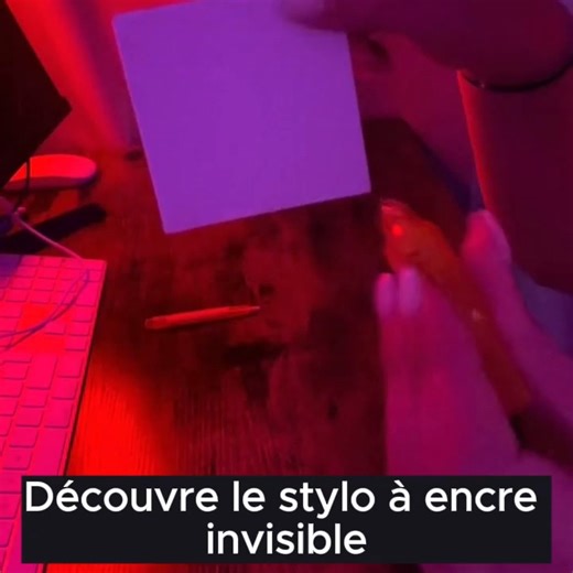 🚀 Découvre le Stylo Secret Magique Avenko, le stylo préféré des petits espions et des apprentis magiciens ! Écris tes secrets, éclaire-les avec sa lampe UV intégrée, et regarde la magie opérer sous tes yeux ! 😍 https://avenko.fr/products/avenko-stylo-a-encre-invisible-avec-lumiere-uv 💡 2-en-1 : Stylo Lampe UV intégrée 💧 Encre invisible – visible seulement sous lumière noire 🧒 Sûr, non toxique et parfait dès 5 ans 📜 Écrit sur papier, tissus, peau et carton clair 🎁 Livré avec pile incluse –