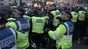 There were scuffles at Trafalgar Square, London, this evening following the conclusion of the pro-Palestinian protest today (October 21). Several arrests were made after missiles were thrown at police officers when they attempted to affect an arrest on a protester igniting a firework. The Met estimated up to 100,000 people had joined the march earlier in the day. #London #Palestine | Urban Pictures