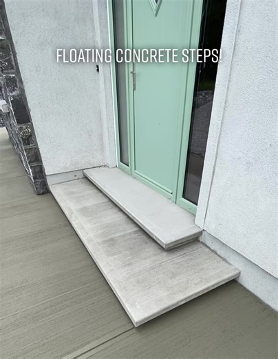 Stunning Concrete Floating Steps for Your Entrance