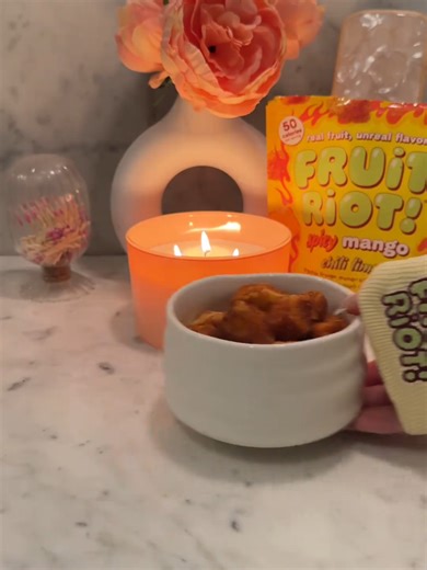 Dreamy ASMR Fruit Riot Night
