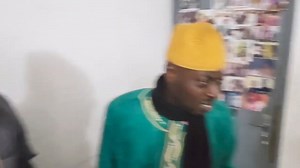 15K views · 506 reactions | Vieux Braiman et Mala Adamo se croise à l'hôtel de fidèles de la grande mosquée de l'avenue. Abonnez vous à cette page pour plus de vidéos et partager | Festival RIRE Ensemble | Facebook