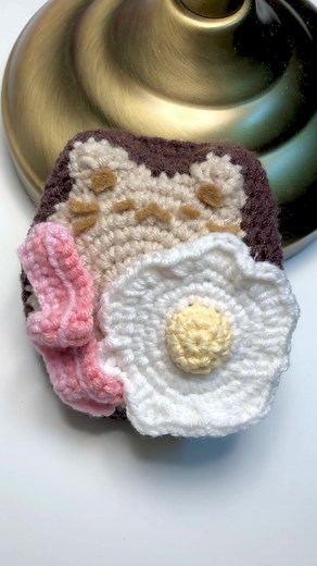 🐈Toasty animal Part II 🐈pattern from eggsnfloof on insta #crochet #ถักไหมพรม #amigurumi #inspiration #กระเป๋าถัก #musicmonth