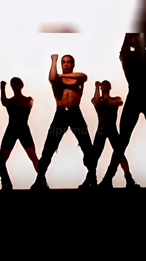 C C Music Factory - Gonna Make You Sweat (Everybody Dance Now)