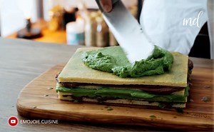 105K views · 385 shares | This cake looks so satisying!  By: Emojoie Cuisine | MetDaan Cakes | Facebook