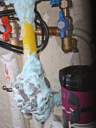 Γιαυτό σας λέω, βάλτε αφρούς να σωθείτε 😉 #imagination #passion #love #for #plumbing #keeploving #what #you #do #always #working #hard #υδραυλικα #ανακαίνιση #παμεδυνατα