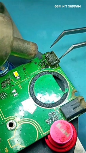 ⚡ Phone Not Charging? Micro USB Port Replacement #tech #repair #mobilerepair
