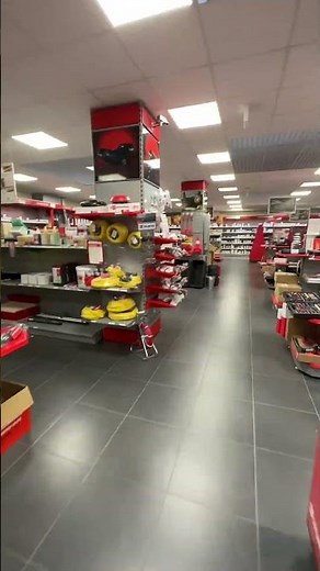 So sieht der Würth Shop Innsbruck-Rum aus 😎 #shorts #shop