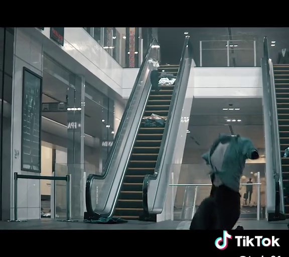 Ghostwire Tokyo Gameplay Trailer