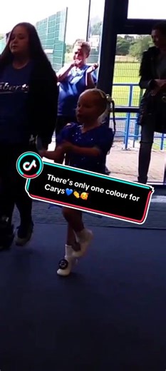 Celebrating Morris Dancing with Carys💙🥰