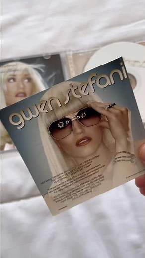 The Sweet Escape by Gwen Stefani (2006) | FOR THE RECORD 🗝️ #gwenstefani #harajuku