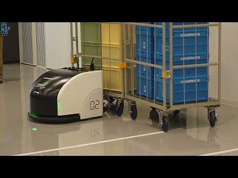 オカムラ、かご車の搬送や整列配置可能な自律移動ロボットのデモ公開④（狭い空間に収めることも可能）