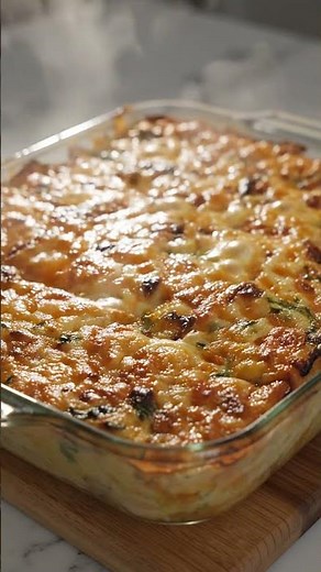 🧀🥚 Savory Zucchini & Cheese Bake (The “Dinner Cake” Everyone Loves)