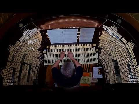 Organist Scott Breiner plays patriotic music on the largest pipe organ in the world!