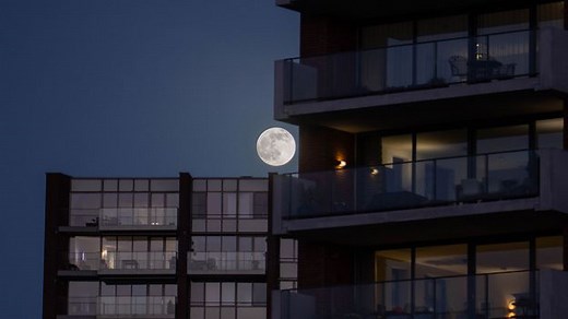 How the Moon is making days longer on Earth