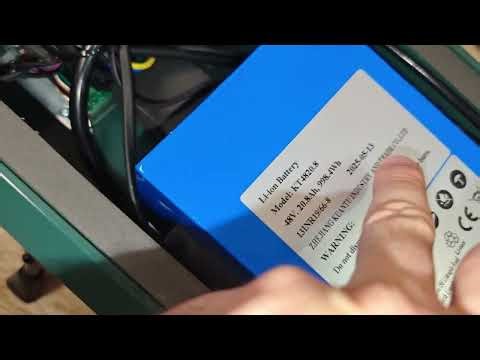 What's inside the HITWAY H18 electric scooter deck? Battery and waterproofing