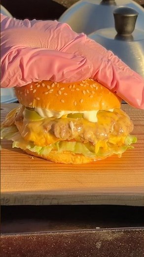 Smash Burger with Jalapeños 🍔 | CORTEZ