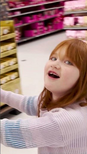 ADLEYS FLAMiNGO BABY!! silly grocery store with the family! #aforadley