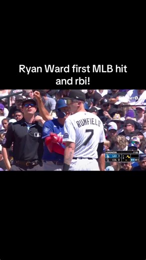 Ryan Ward's First MLB Hit & RBI!