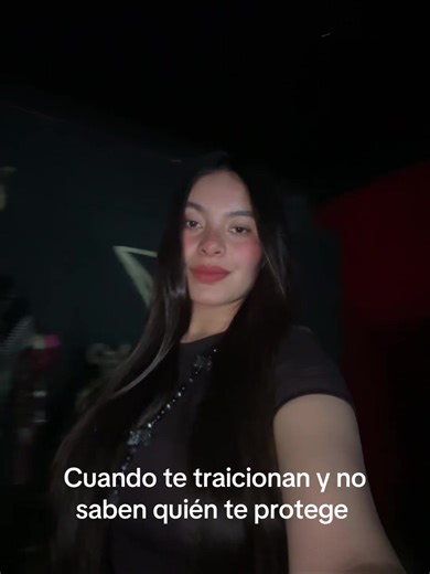 Brujería y Traición: Un Ritual Humorístico
