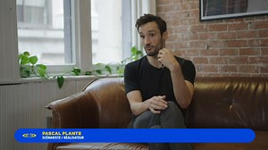 Thriller psychologique, Les chambres rouges raconte les aventures d'une jeune femme obsédée par un tueur en série. Nous avons discuté de cette histoire captivante avec le réalisateur-scénariste Pascal Plante et l'actrice principale Juliette Gariépy. Les chambres rouges est à l'affiche ce week-end. Achetez vos billets ici ➡️ https://cinplx.co/47uVUXQ | Cinémas Cineplex | Facebook