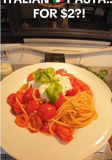 Italian Spaghetti with Cherry Tomatoes & Stracciatella