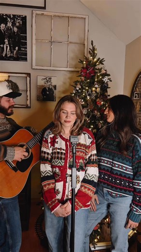 Hard Candy Christmas by Dolly Parton w/Dill & Mak. Recorded with an Audigo Mic & an iPhone | Hannah Harper