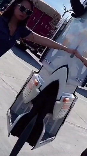 3.1K views · 613 reactions | Beautiful female truck driver | lolamitangvlog | Facebook