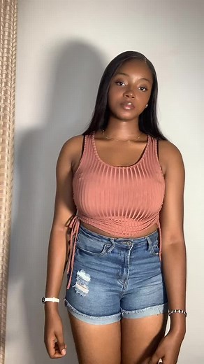 Best in maintaining a serious face while doing rubbish😭😂. #fyp #viral #thread @Louis' s bae😔💕