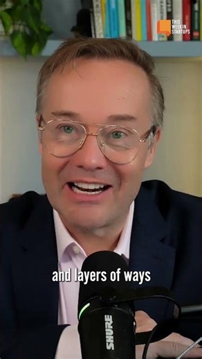 MicroStrategy - Clever investing or pyramid scheme?