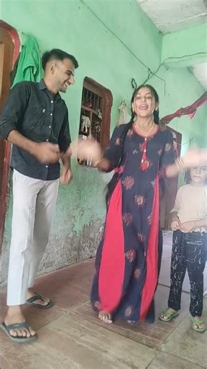 आज मिलने आए है आरती दी से ‎@ARTIVLOGUP22