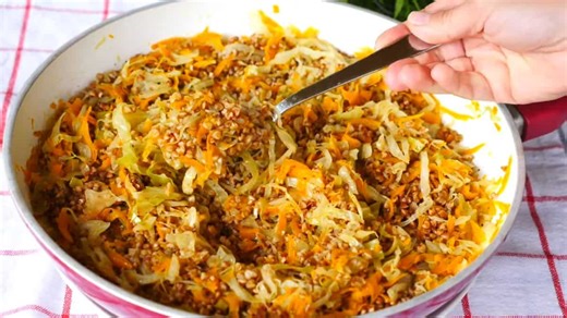 Sladak kupus sa heljdom - savršen ručak za štedljive domaćice