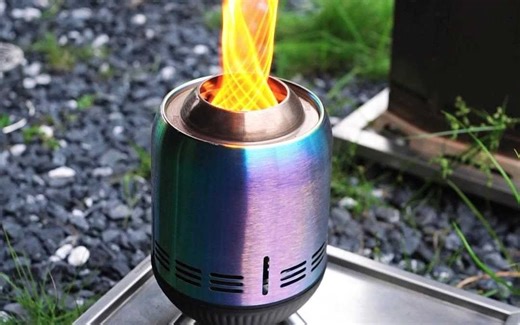 初次点燃一定要在表面少量铺一层颗粒，我们称之为激活