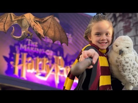 Harry Potter Studio Tour – Penelope Rides a Broom!